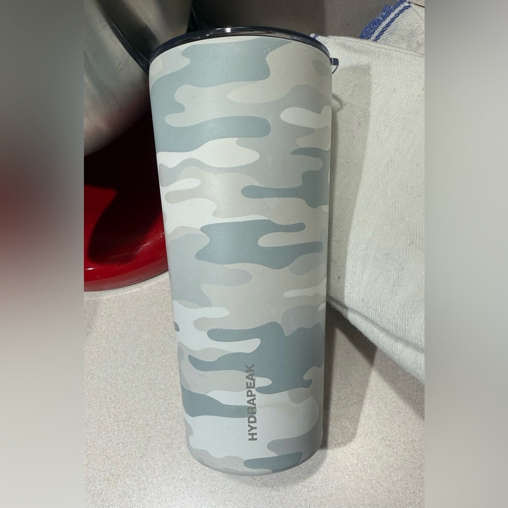 Gray Camo Hydrapeak Insulated Tumbler